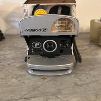 Macchina fotografica polaroid