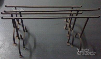 Cavalletti letto antichi