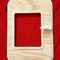 Finestre e Porte in Legno Artigianali per Camper, 
