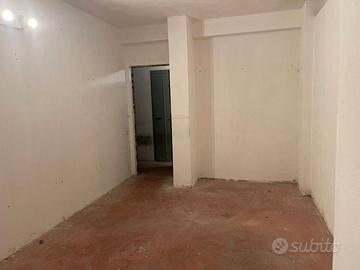 Cantina di circa 15 mq zona via turati