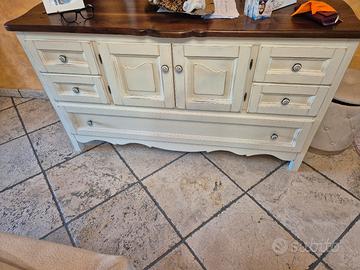 credenza di legno massello noce canaletto
