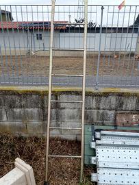 scala  per ponteggio edile.n3