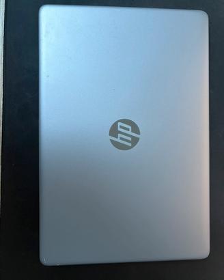 HP 250 G8 | Intel i5-1135G7 | 8GB RAM | SSD 256GB