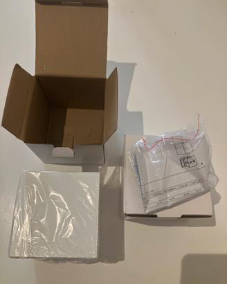 Coppia di faretti a cubo da parete