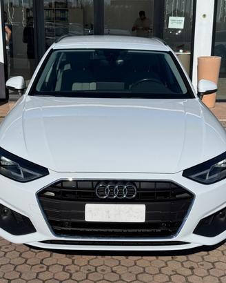 Audi A4 35 TDI/163 CV S tronic Business