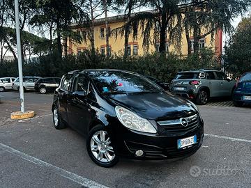 Opel Corsa 1.3 90 CV 6 marce