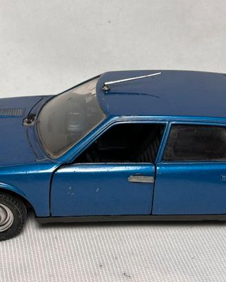 Polistil S38 1/24 Citroen CX 2200
