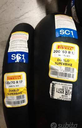 Pirelli diablo superbike 120/70 17 + 200/60 17