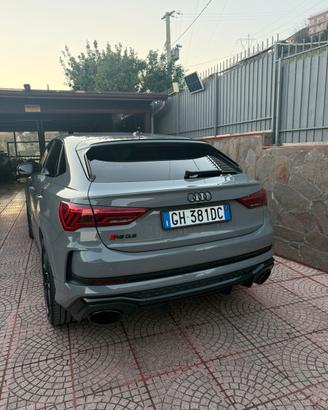 Audi RSQ3