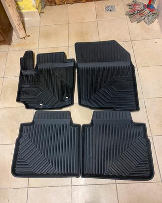 Tappetini in gomma a vasca Suzuki S-Cross 2024