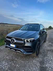 MERCEDES GLE 300D AMG