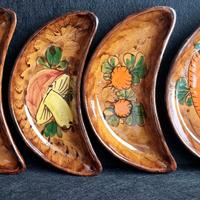 Set di 4 piatti artistici in ceramica mezzaluna