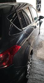 Ford B MAX 1.4 benz/gpl