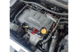 Motore C/P Opel Astra J 2011