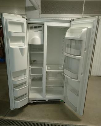 Frigo side by side