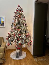 Albero di Natale innevato con led