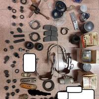 Moto d'epoca ricambi vari