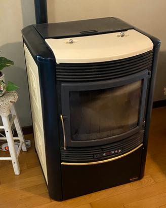 Stufa a pellet nordica extraflame 12kw