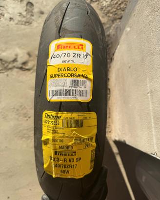 Pirelli Supercorsa Sp V3