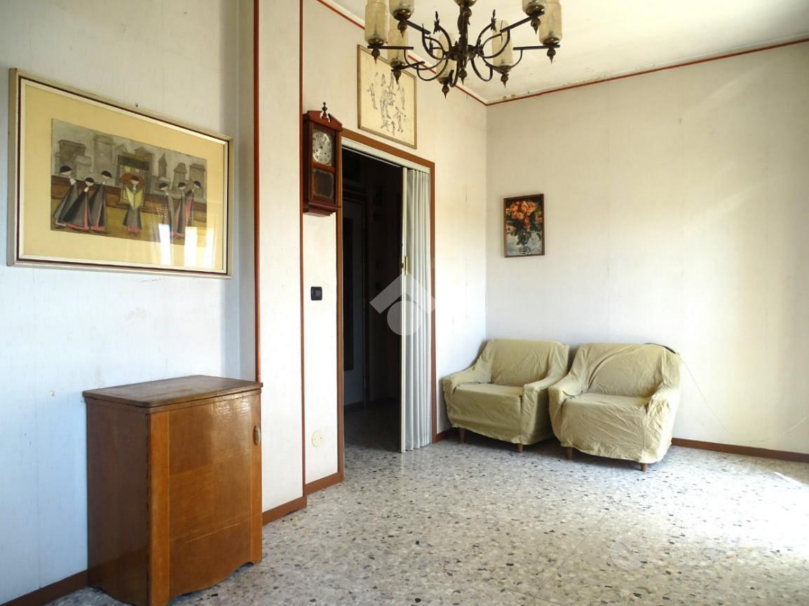 4 LOCALI A ALESSANDRIA - Vista 2