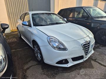 ALFA ROMEO Giulietta 2.0 JTDm-2 140 CV Distinctive