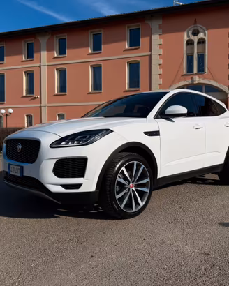Jaguar E-Pace 4x4 cambio autom. Garanzia 12 mesi.