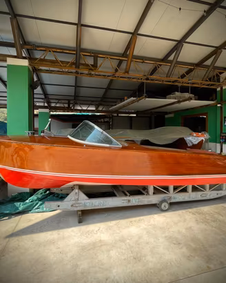 Riva Super Florida da restaurare