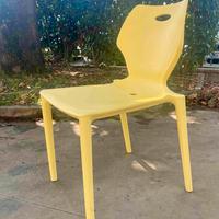 Sedie di design gialle impilabili indoor/outdoor