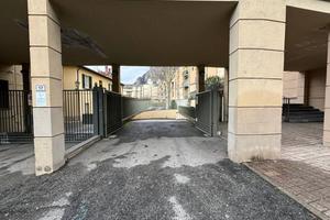 Box / Garage di 15 m² a Lecco