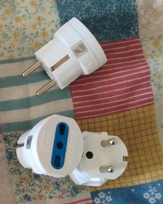 5 pz. adattatori da presa italiana a shuko