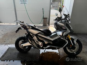Honda xadv 750
