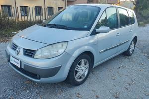 Renault Grand Scenic 7 posti 1.9 dCi Exception