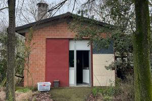 Casetta con parco e laghetti