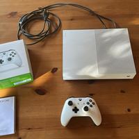 Xbox One S All-Digital Edition 1TB con Controller