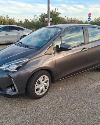 Toyota Yaris ibrida 2019