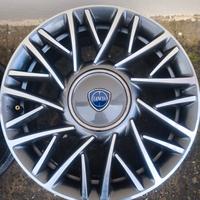 Cerchi in lega Lancia Y R15