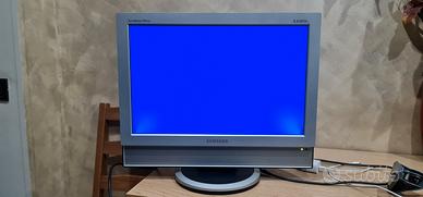Samsung 19" SyncMaster 941MW Monitor PC 