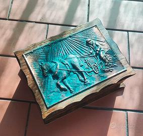 Grande scatola in legno di noce e rame '900