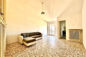 3 LOCALI A TORTONA