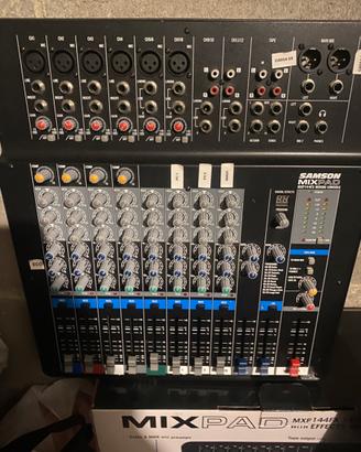 Mixer analogici