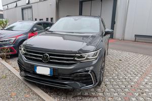 Tiguan 2.0 TDI 200 CV SCR DSG 4MOTION R-Line
