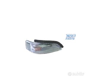 FANALE LATERALE SPECCHIETTO DESTRO TOYOTA YARIS 10
