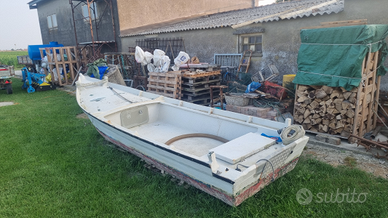 Barca legno e vetroresina