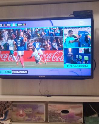 televisione smart 32 pollici 