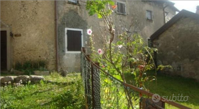 Fuipiano Imagna,Rustico +stalletta +terreno