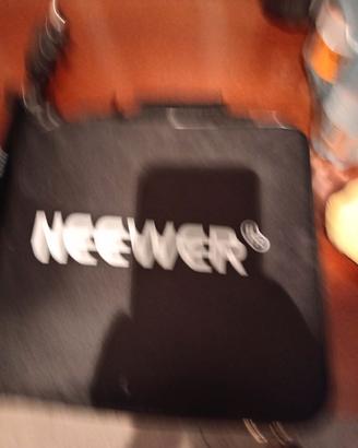 Luce led newer con il cavaleto