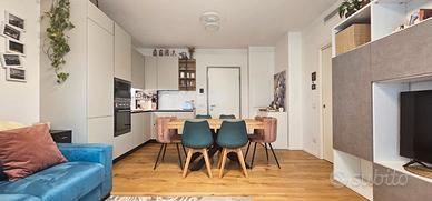 Trilocale recente arredato con garage 25 m² - Zona