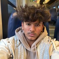 Ciao Sono Ahad. ho 19 hai .grazie