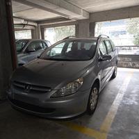 Peugeot 307 SW 1.4 gasolio  turbo 2004