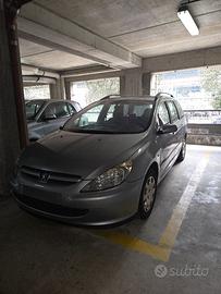 Peugeot 307 SW 1.4 gasolio  turbo 2004